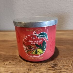 Bath & Body Works HONEY CRISP APPLE Candle 3-Wick **New **Price Firm**